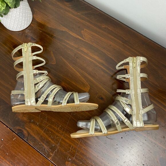 Stuart Weitzman Girls Camia Spartalo Gladiator Sandals Champagne Gold Size 4 - Picture 7 of 13
